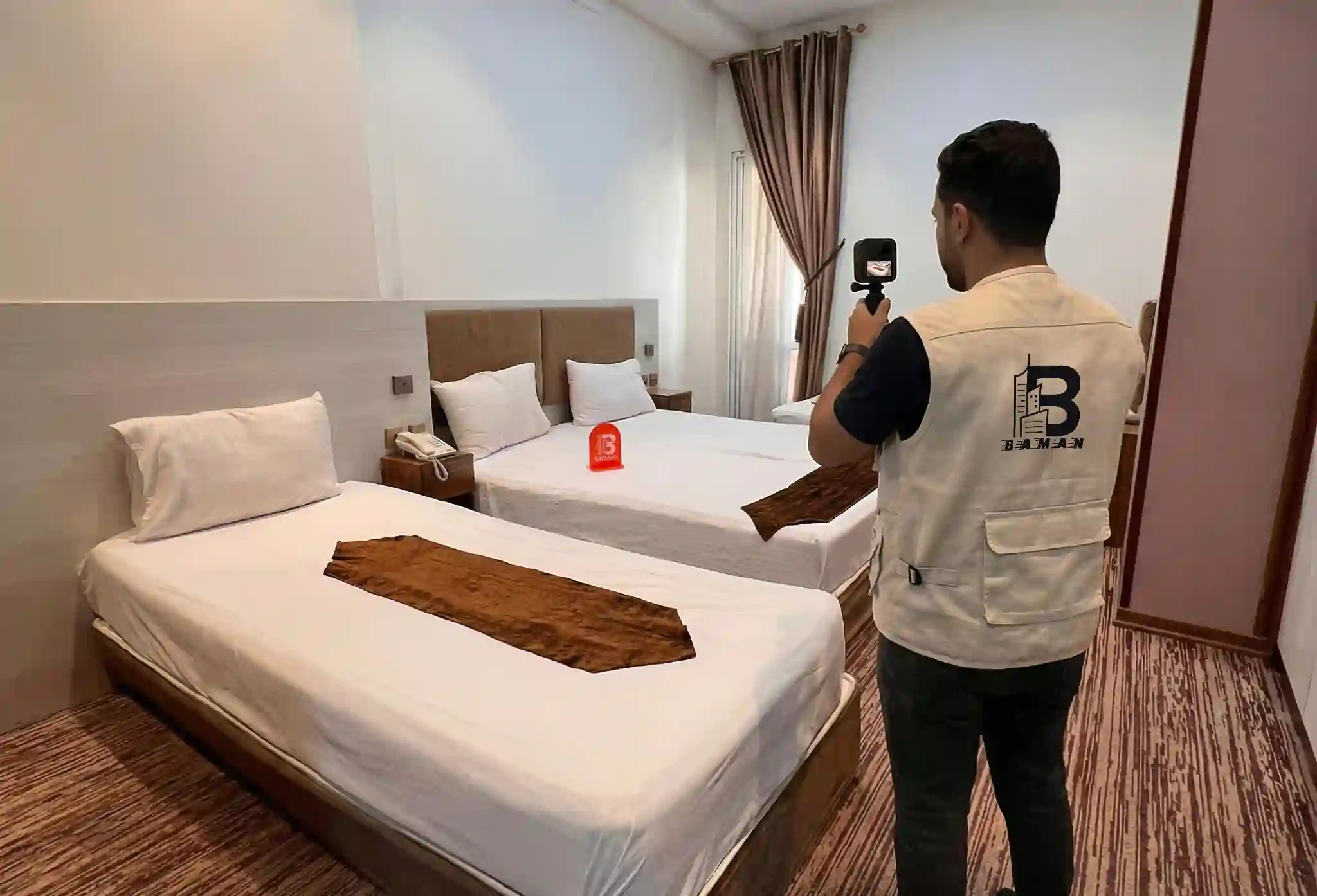 فیلم برداری از هتل ها