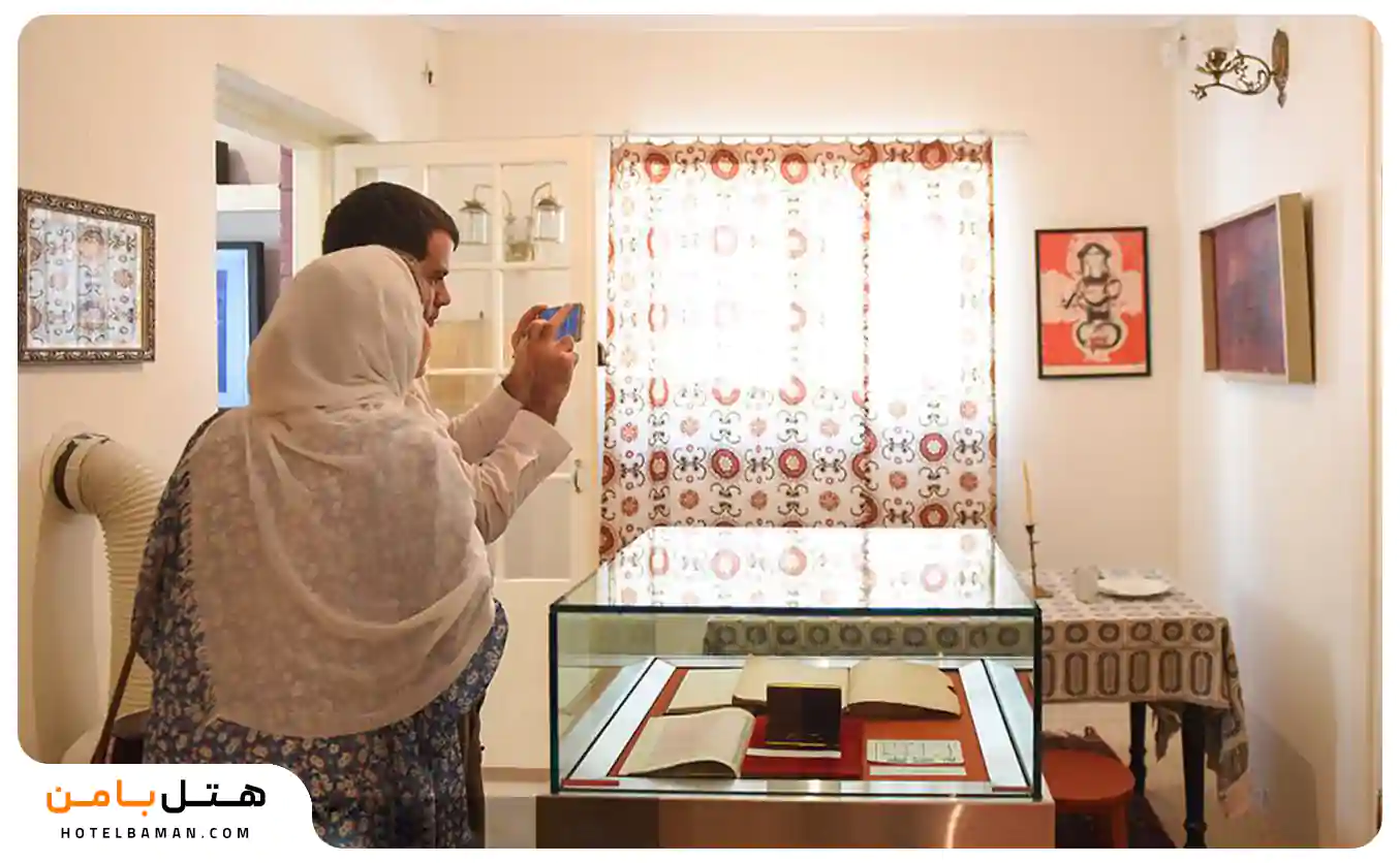 عکس داخل خانه سیمین و جلال