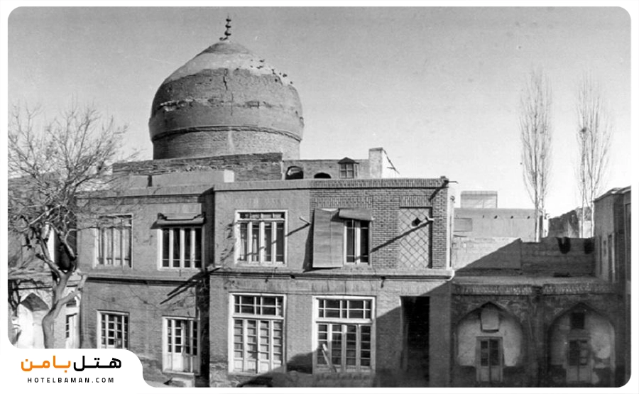 تصویر قدیمی آرامگاه پیرپالان‌دوز