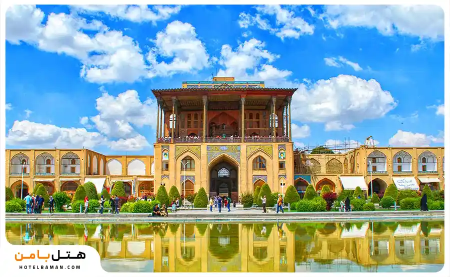 کاخ عالی قاپو اصفهان