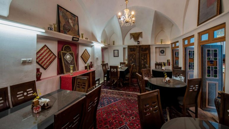 اقامتگاه سنتی نگین کاشان