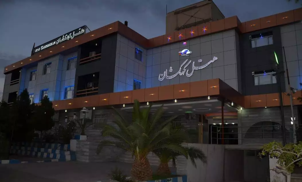 هتل کهکشان سیرجان