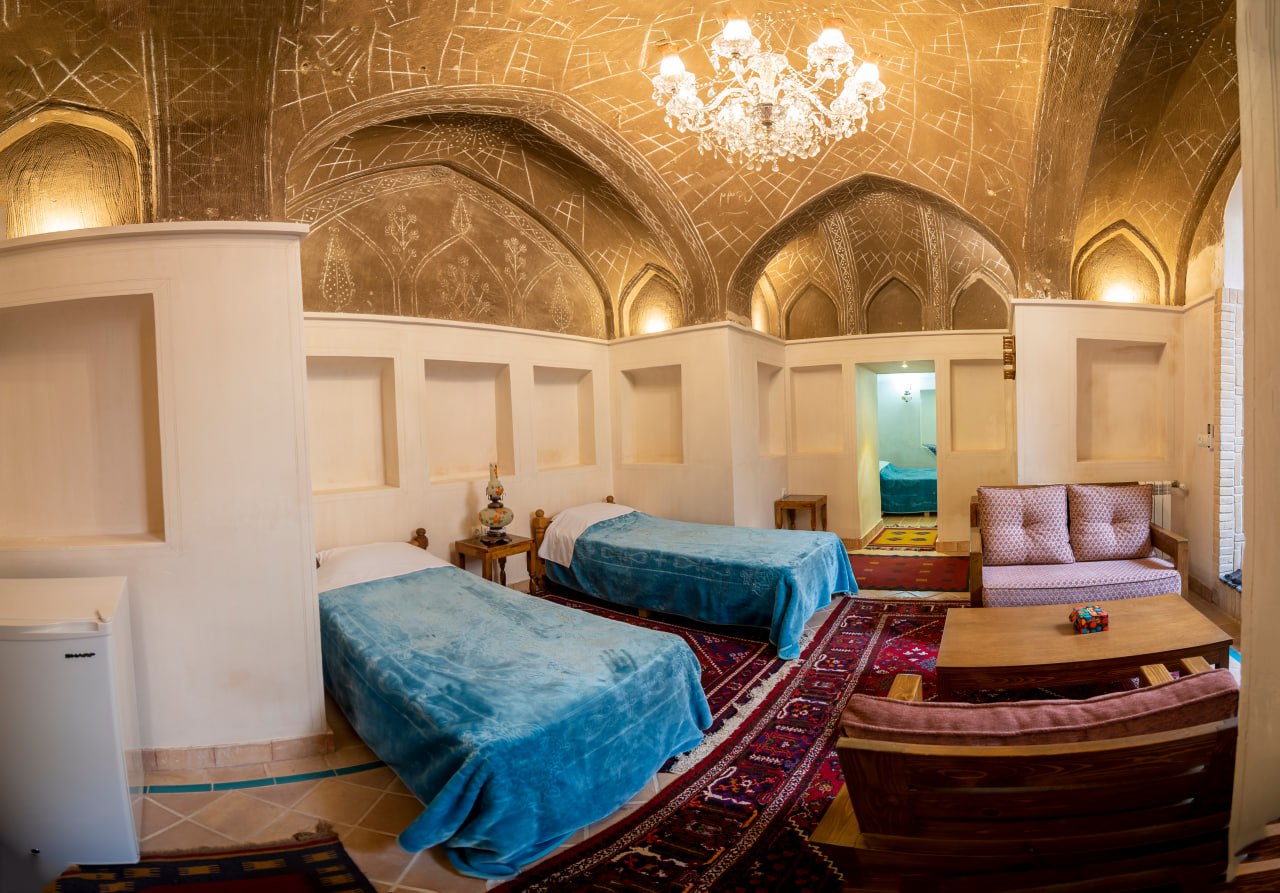 اقامتگاه سنتی احسان کاشان