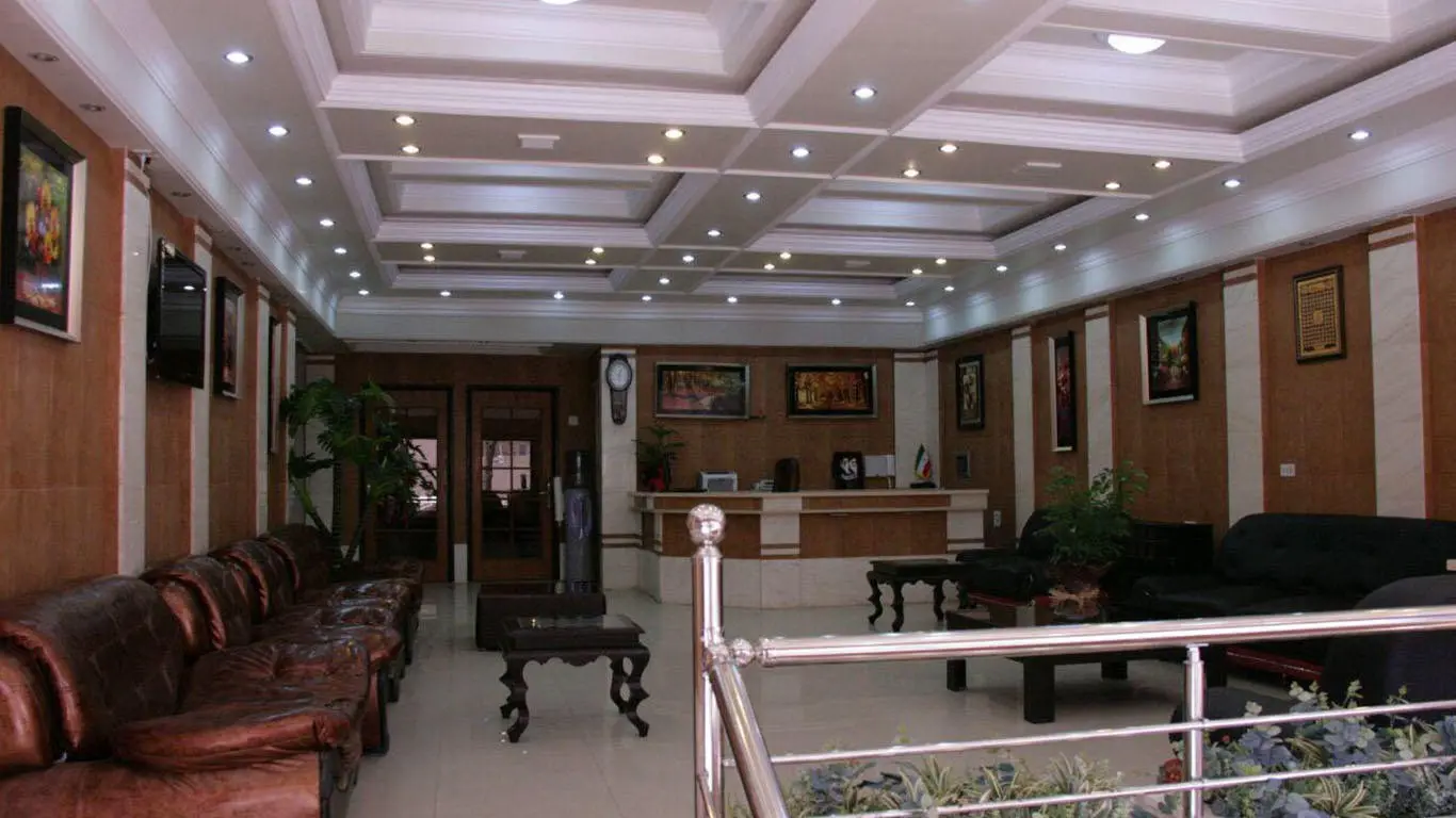 هتل دامون شهرکرد