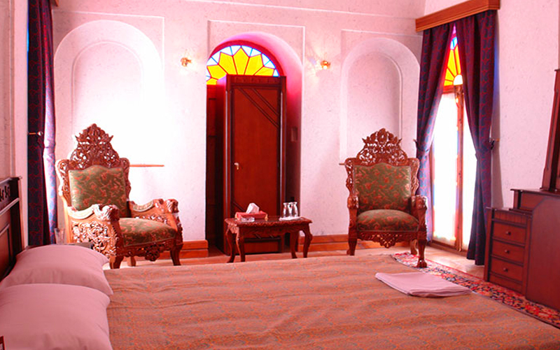 هتل باغ مرشد یزد