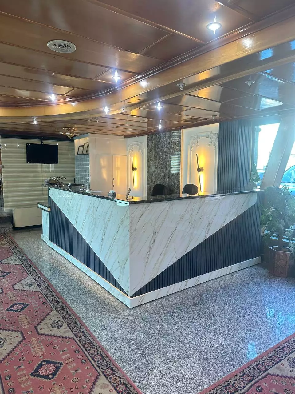 هتل آپارتمان سپید سرعین