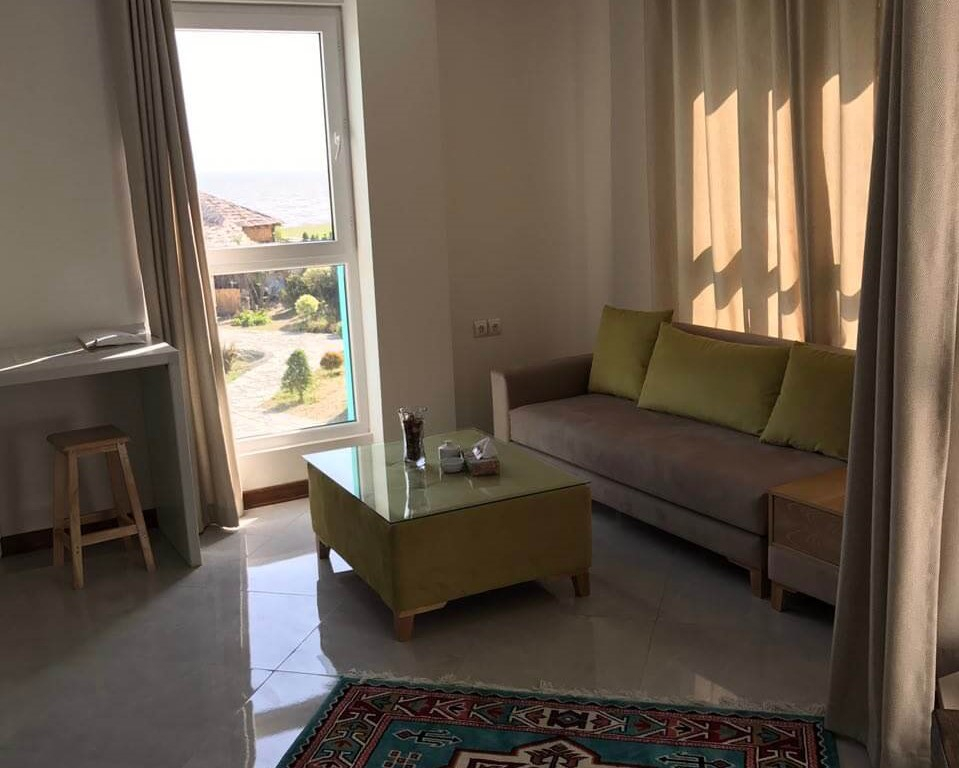 هتل آپارتمان باروژ تنکابن