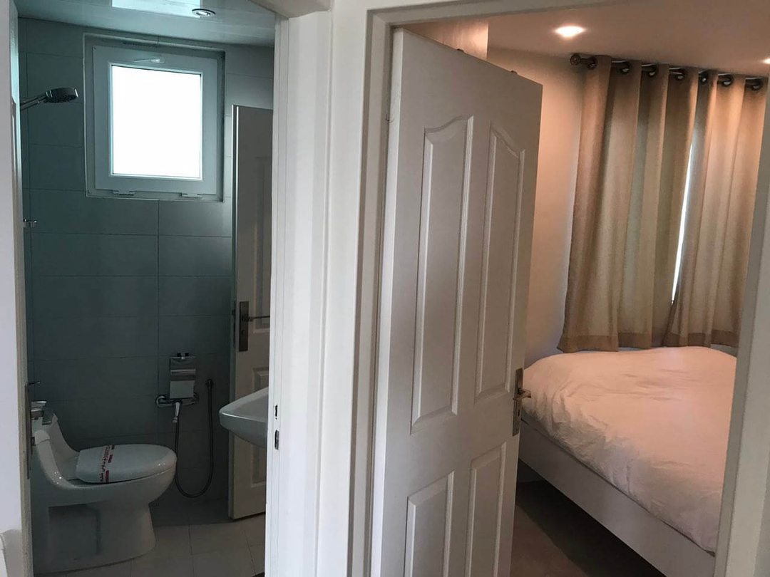 هتل آپارتمان باروژ تنکابن