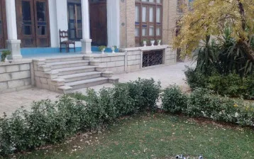 اقامتگاه بومگردی نصف جهان اصفهان