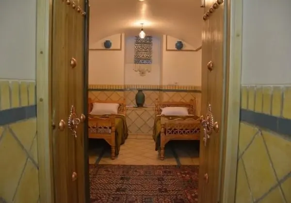 اقامتگاه بومگردی کیان مهریز