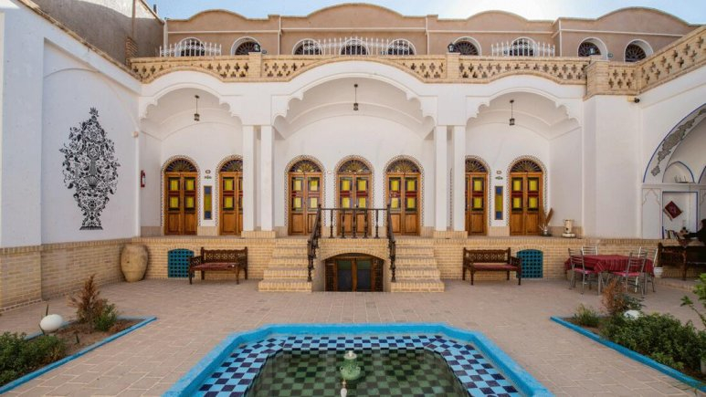 اقامتگاه سنتی آمیرزا کاشان