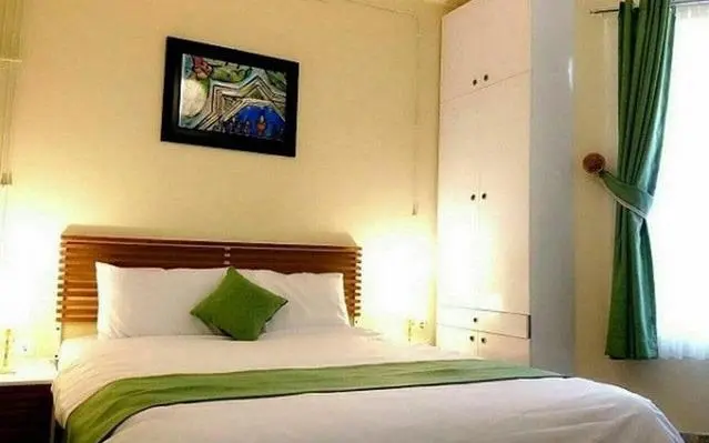 خانه مسافر یاس کبود قم