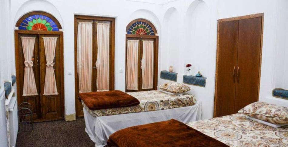 اقامتگاه بومگردی شبستان (آرت) اردکان