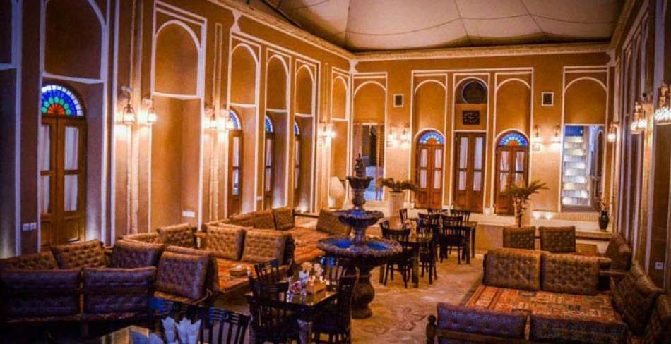 اقامتگاه بومگردی شبستان (آرت) اردکان