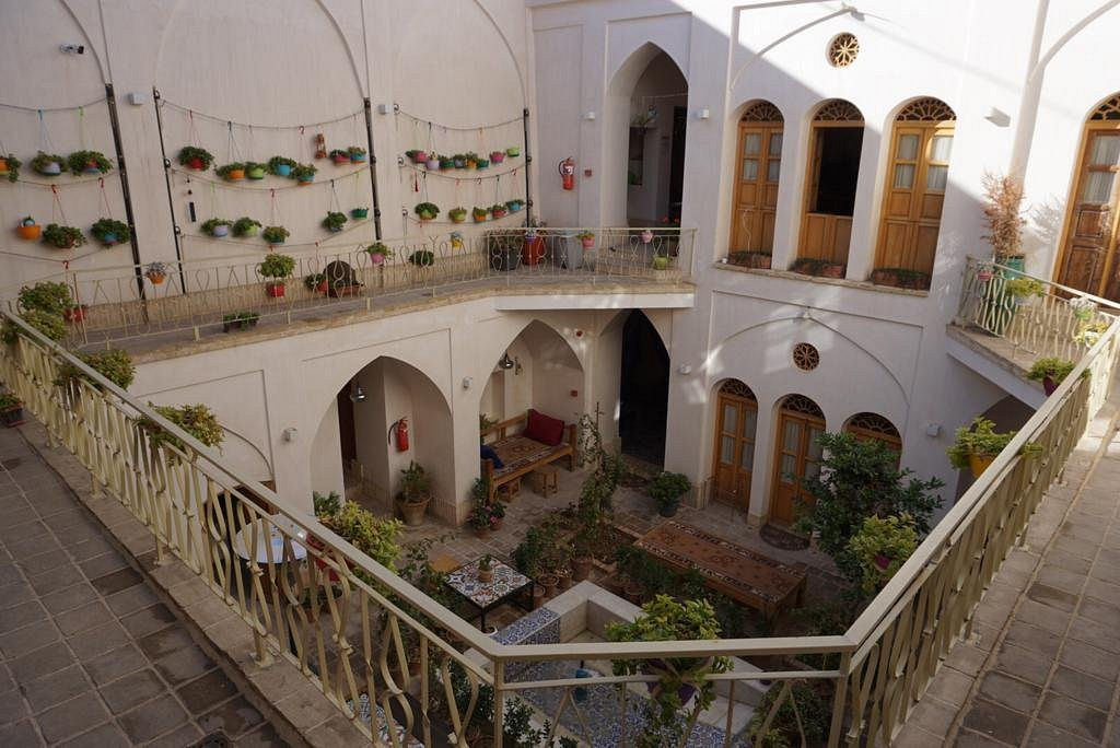 اقامتگاه سنتی سرای امیر کاشان