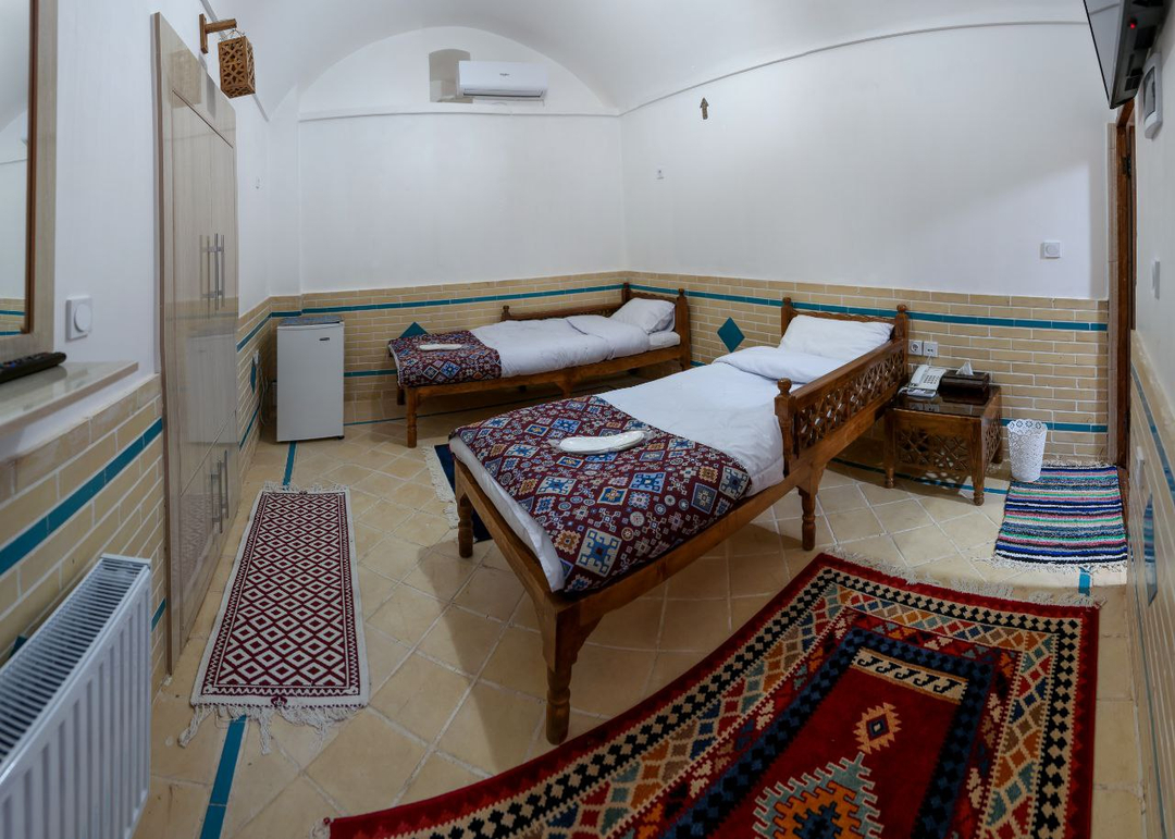 اقامتگاه سنتی انار نایین