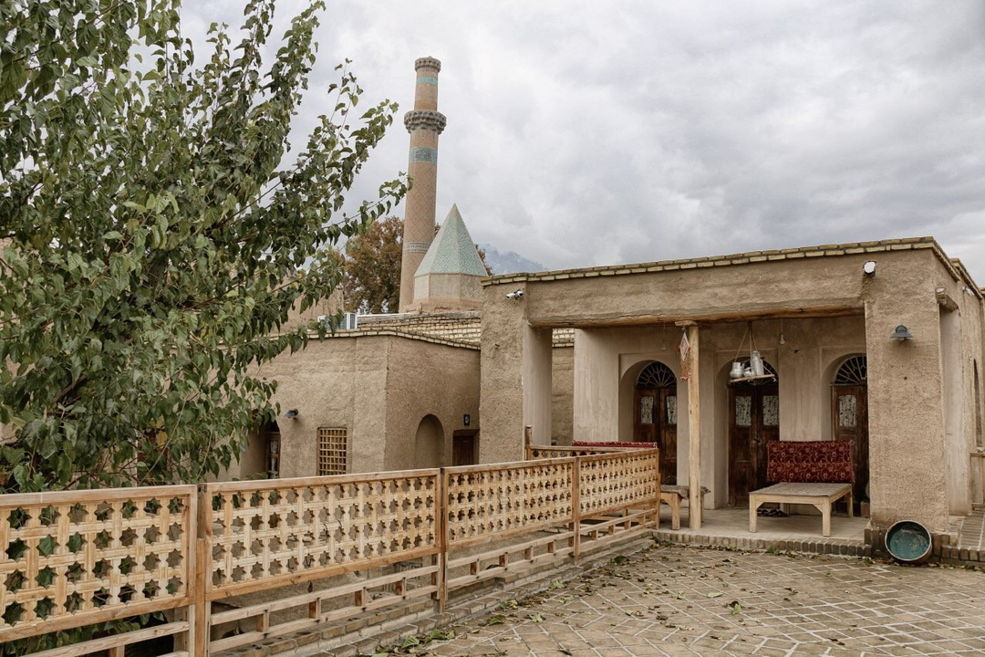 اقامتگاه بومگردی توسلیان نطنز