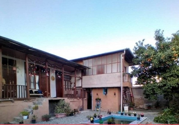 اقامتگاه بومگردی روجا بندرگز