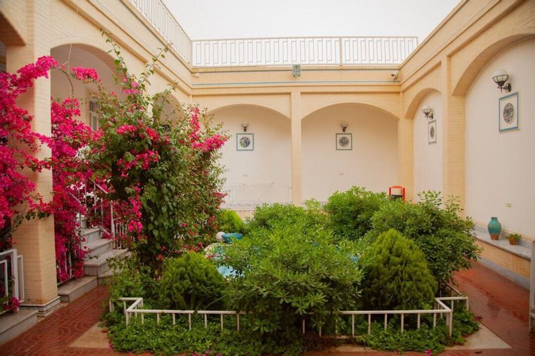 خانه مسافر بنیاد یزد