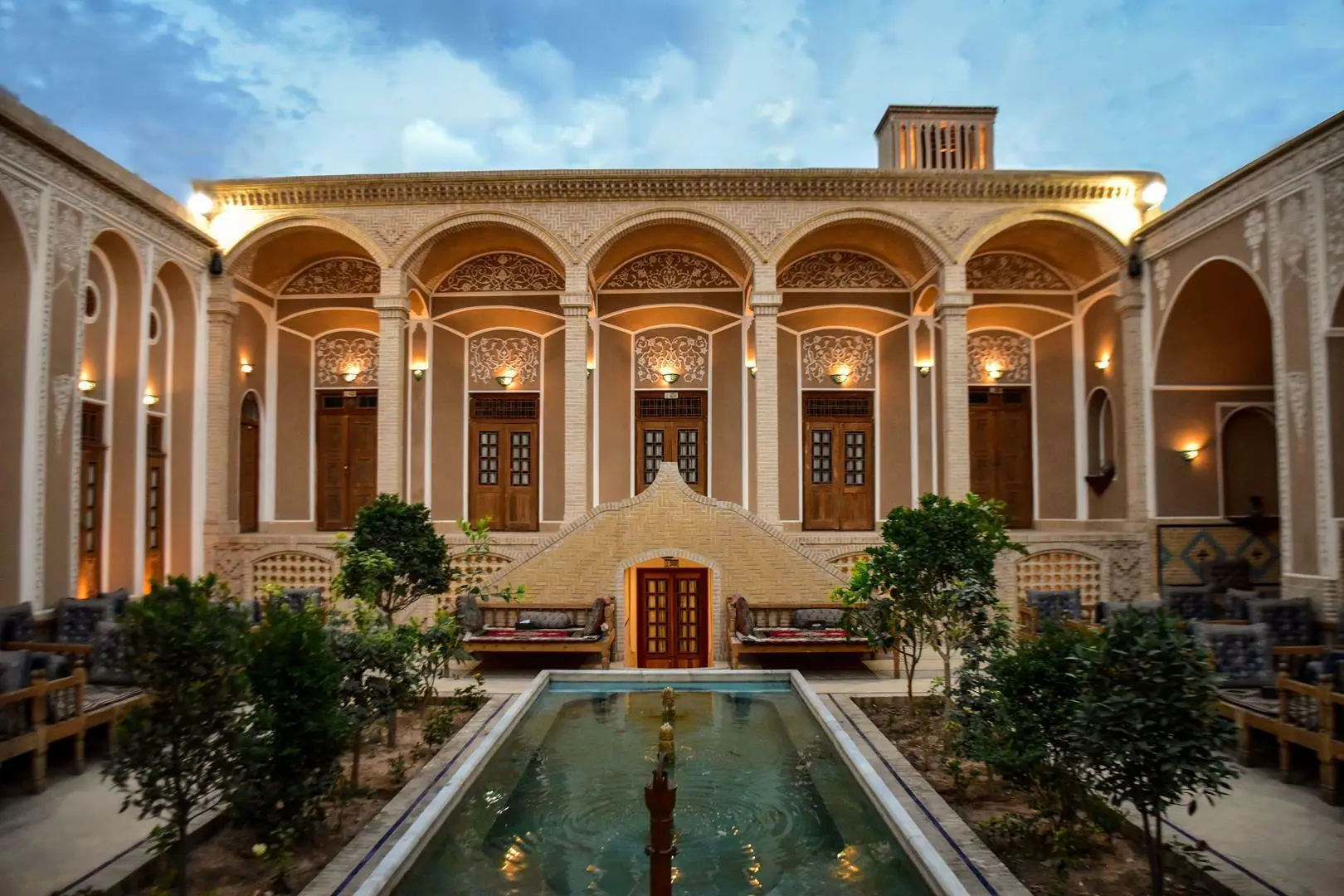 بوتیک دربار یزد