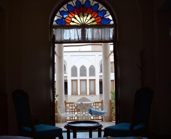 اقامتگاه سنتی عمارت محمودیه کاشان