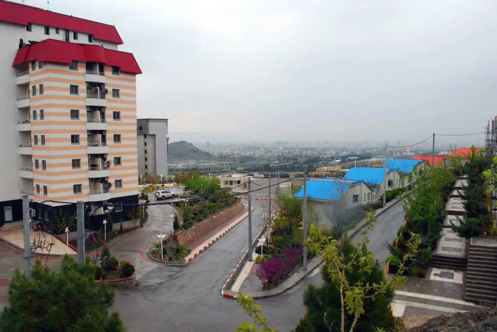مجتمع اقامتی آبادگران مشهد