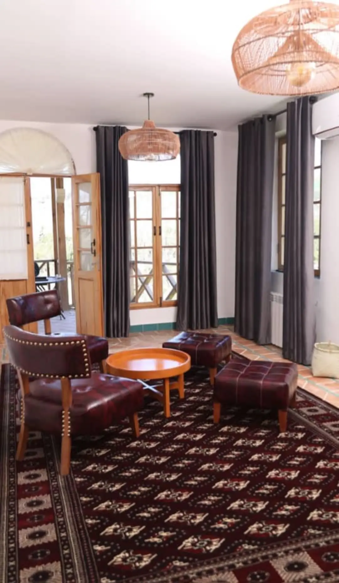 اقامتگاه بومگردی اسپهبدان ( ونوشک ) ساری