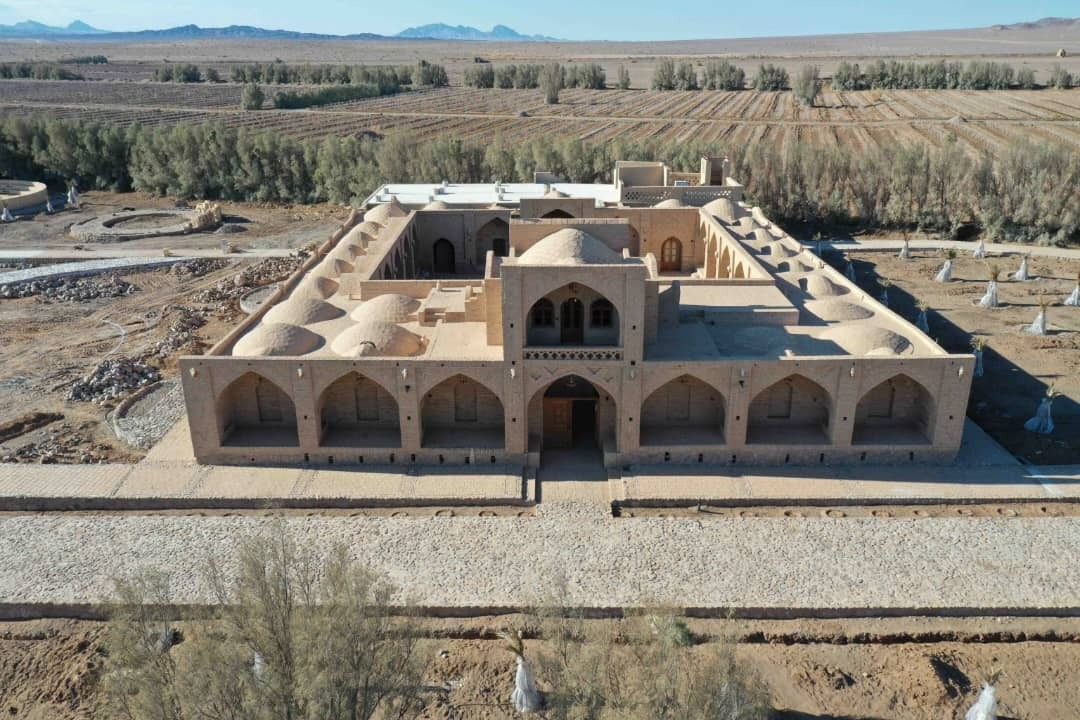 اقامتگاه سنتی مشجری انارک نایین