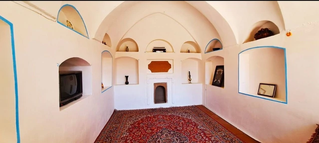 اقامتگاه بومگردی خانه مادری نجف‌آباد