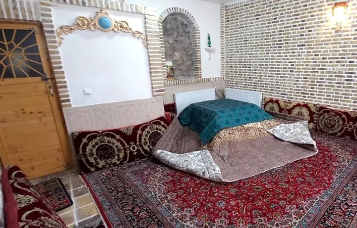 اقامتگاه بومگردی شادمهر نیشابور