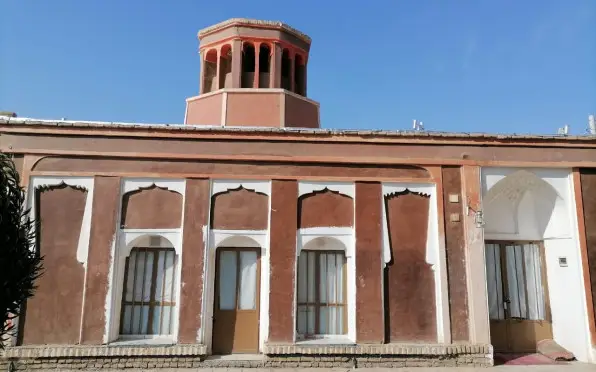 اقامتگاه سنتی یلدا داورزن