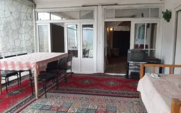 اقامتگاه بومگردی بام زشک شاندیز