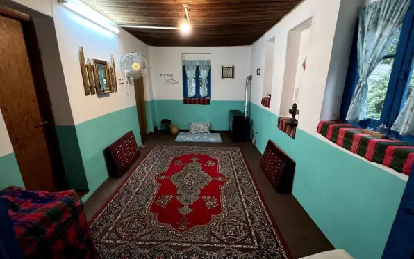 اقامتگاه بومگردی گوهران املش