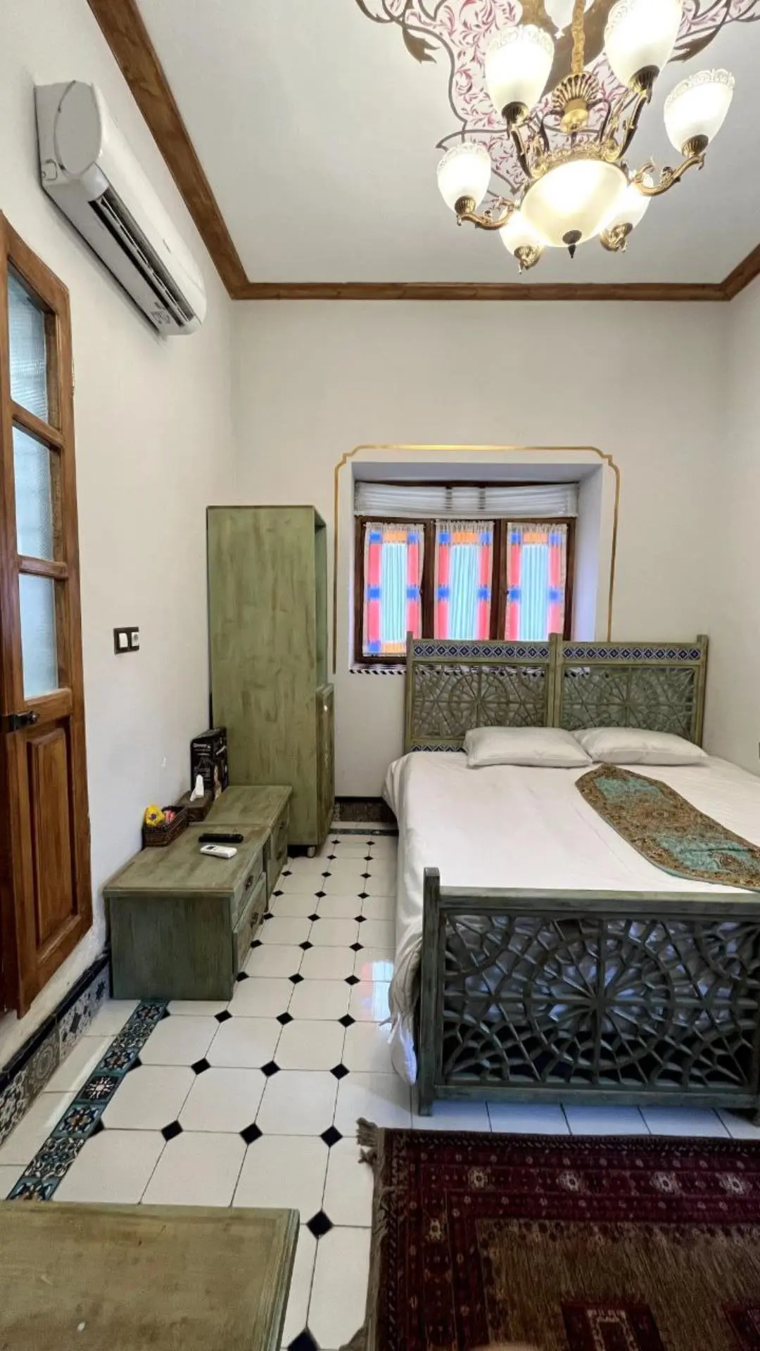 اقامتگاه سنتی عمارت جمشیدیه شیراز