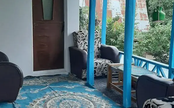 اقامتگاه بومگردی کارن شفت