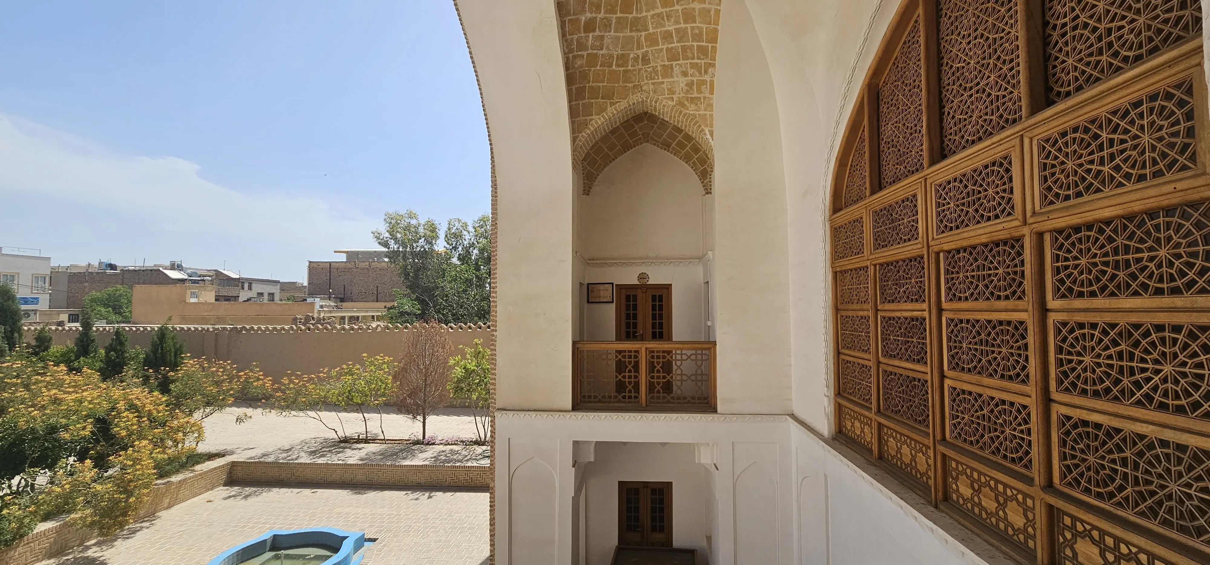 مجتمع گردشگری عمارت حاکم ساوه