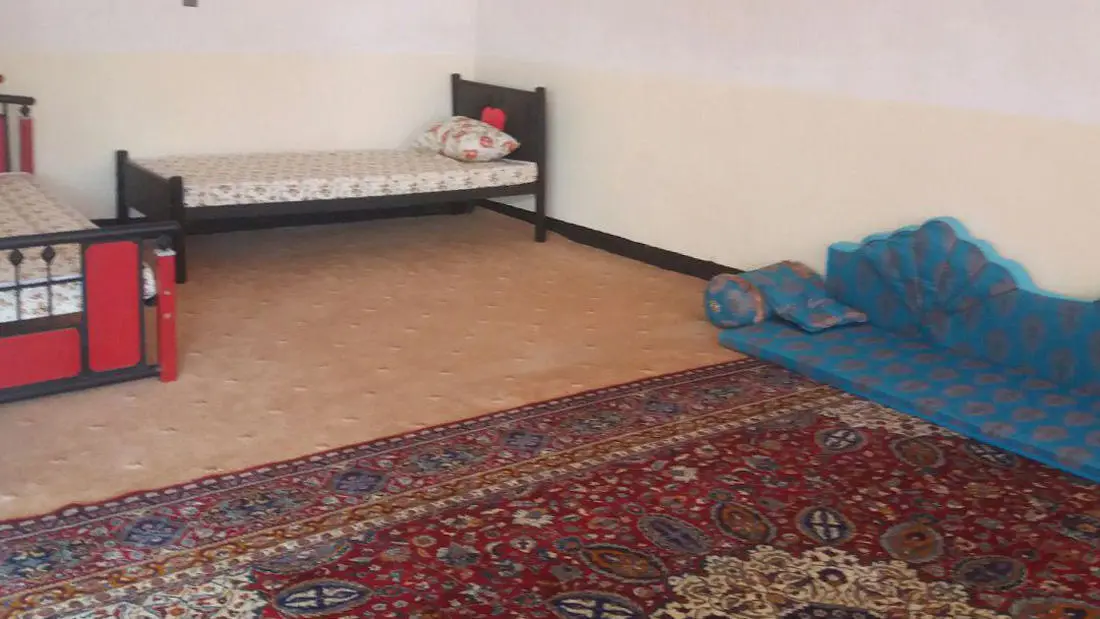 اقامتگاه بومگردی باوینه فارسان