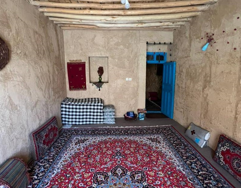 اقامتگاه بومگردی واران سنندج