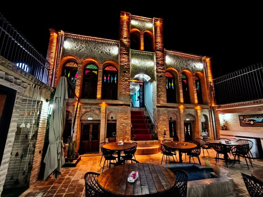 اقامتگاه سنتی مونگ خرم‌آباد
