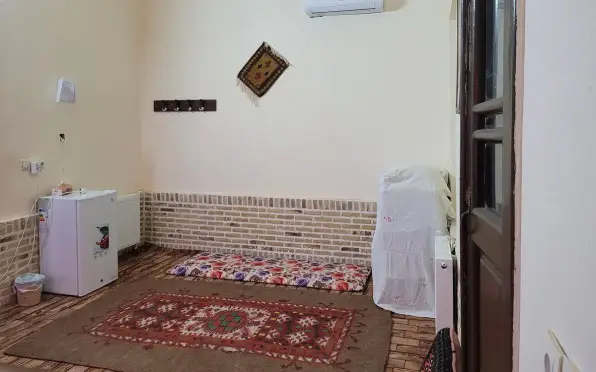 اقامتگاه سنتی عمارت خورشید پردیسان درگز