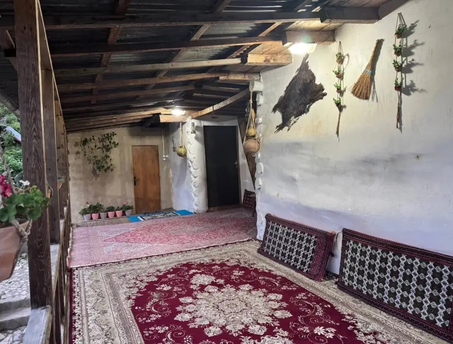 اقامتگاه بومگردی ترو بابل