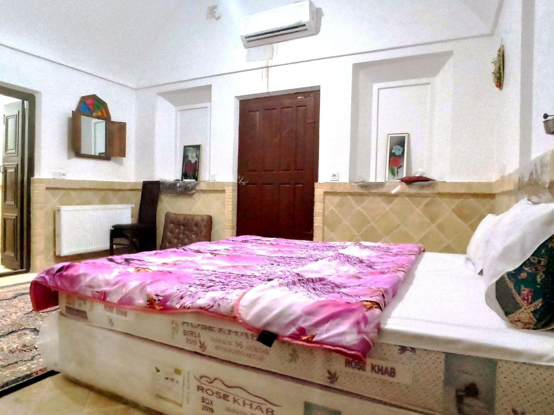 اقامتگاه بومگردی شاخه نبات یزد
