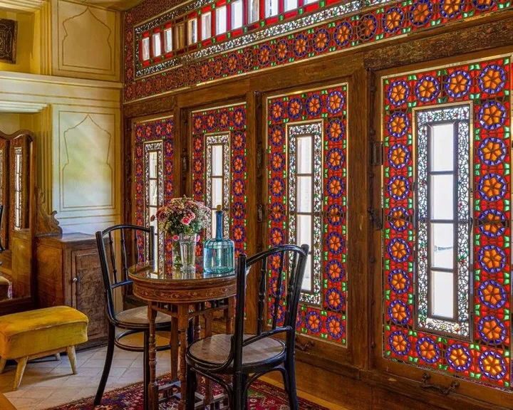 اقامتگاه بومگردی خانه شیرازی