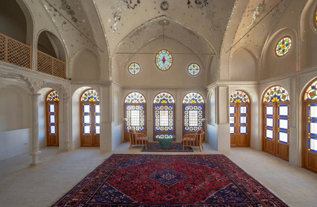 اقامتگاه سنتی خانه لاجوردی کاشان