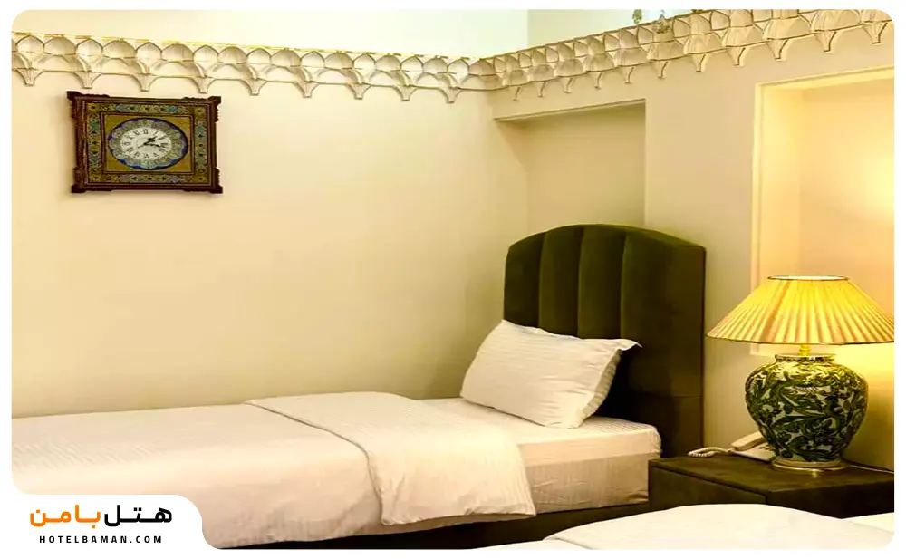 اتاق اقامتگاه سنتی عمارت سهرودی اصفهان
