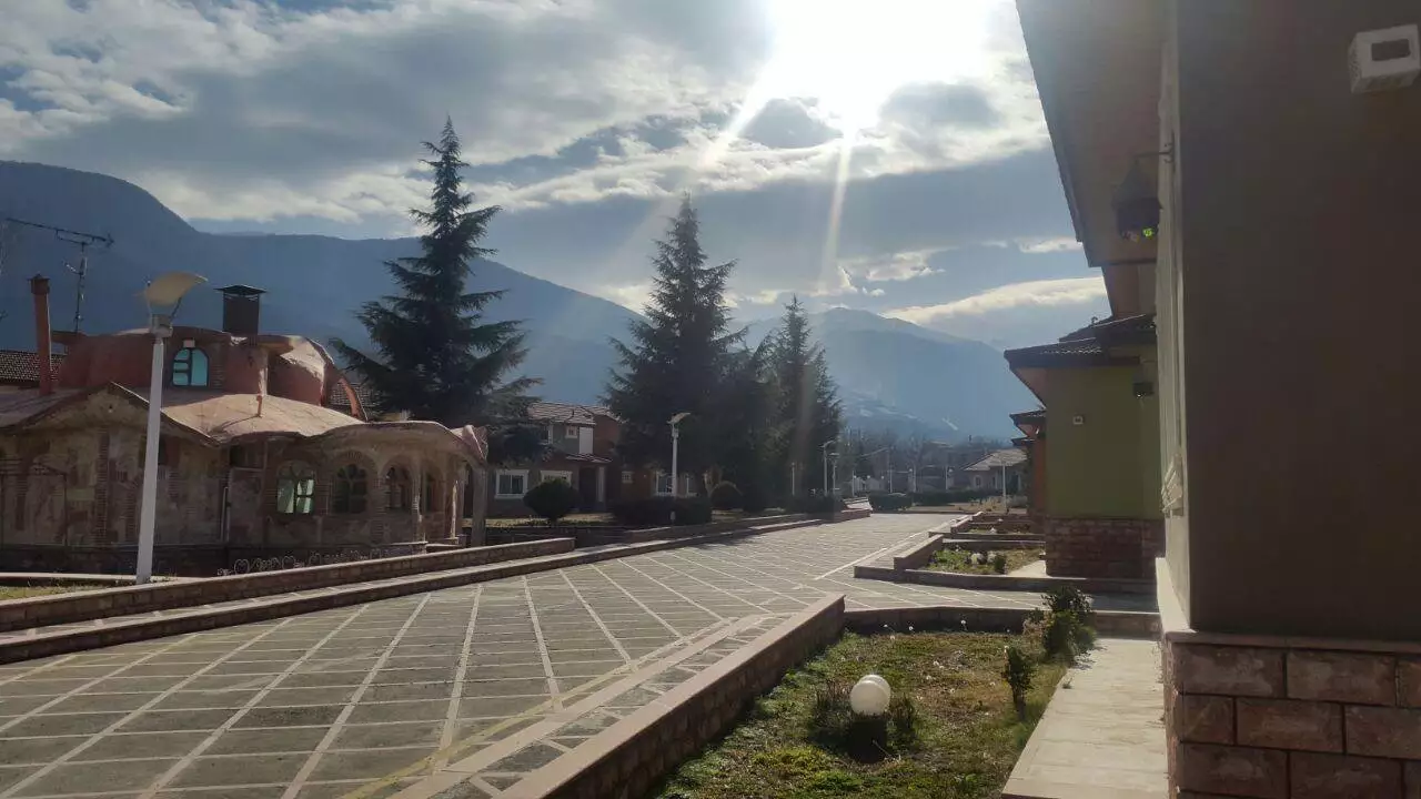 متل پارسیان کلاردشت