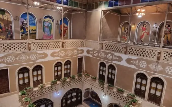 اقامتگاه سنتی میبد