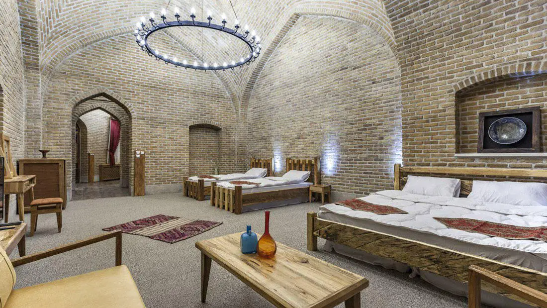 کاروانسرای یام