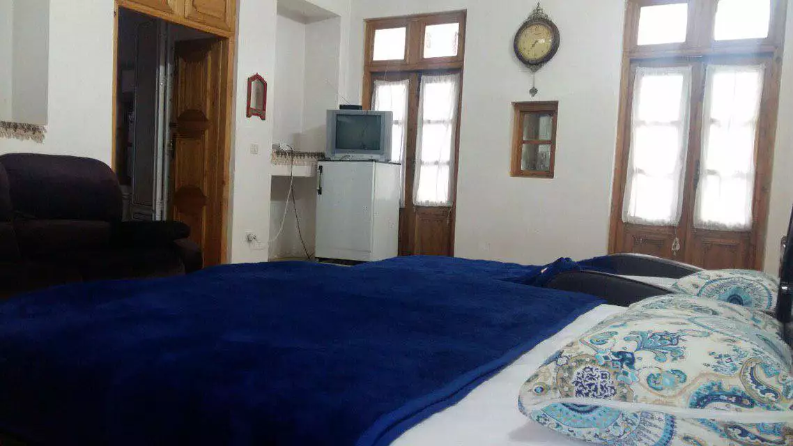 هتل سنتی چالشتر شهرکرد