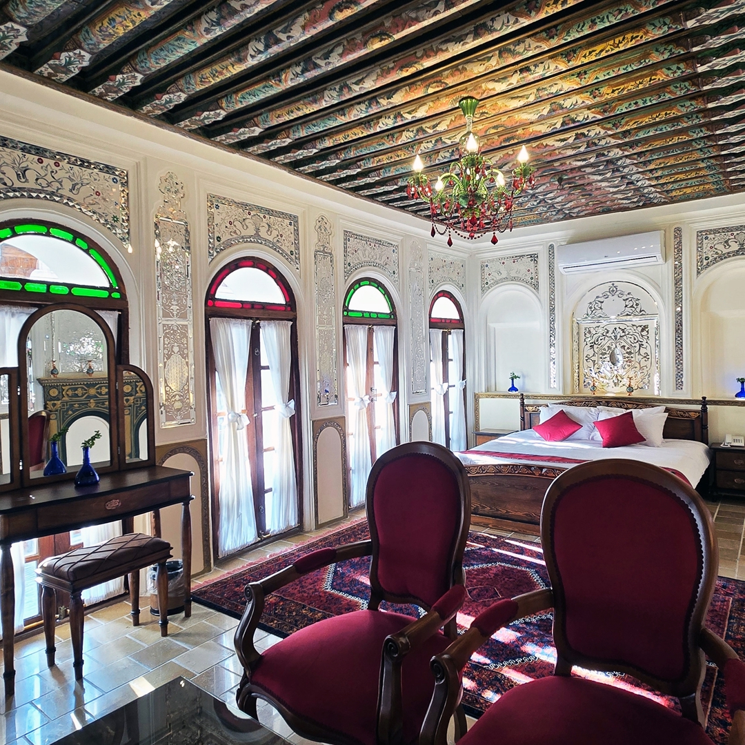 بوتیک عمارت محلاتی